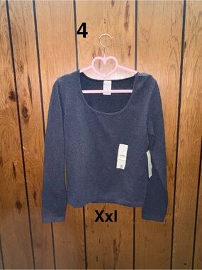 No Boundaries Women's Scoop Neck Sweater - Dark Blue